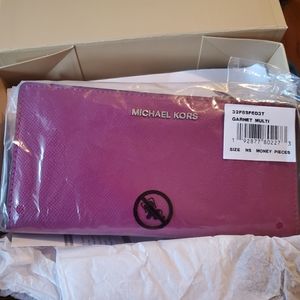 michael kors large card case wallet